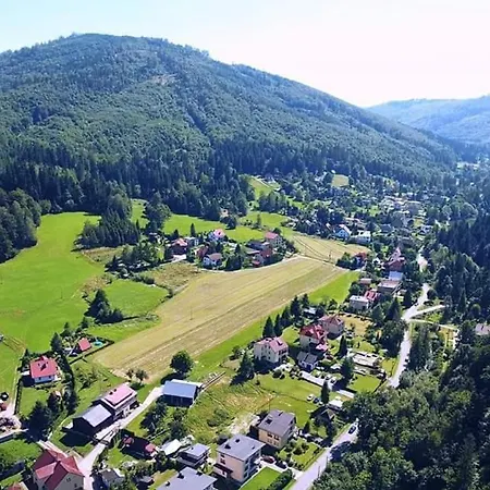 Kaprys منزل للإقامة برينا